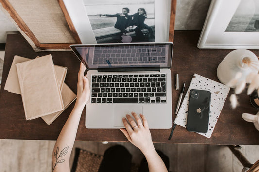 The Ultimate Guide: How to Buy a Mattress Online