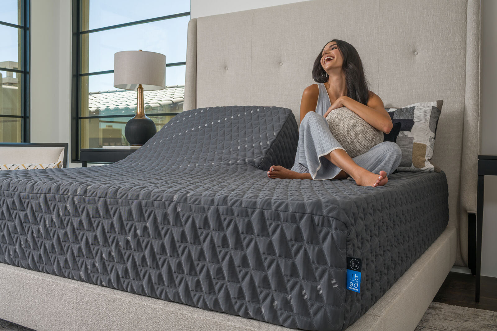 King Koil iBed Strada Medium Hybrid Mattress | The Mattress Company